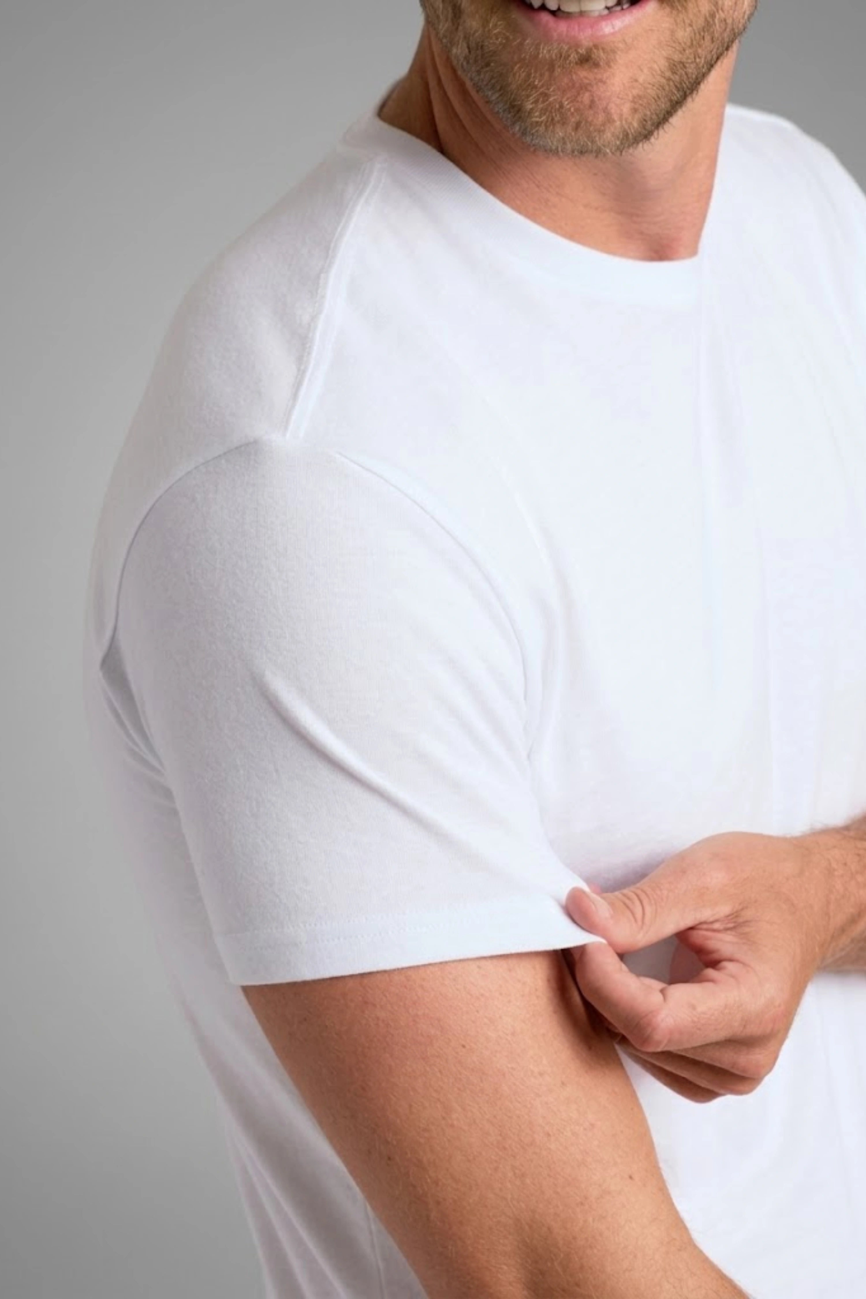 x3 ULTRA-BREATHABLE T-SHIRTS | 210